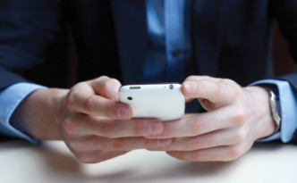 smartphone-user