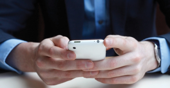 smartphone-user