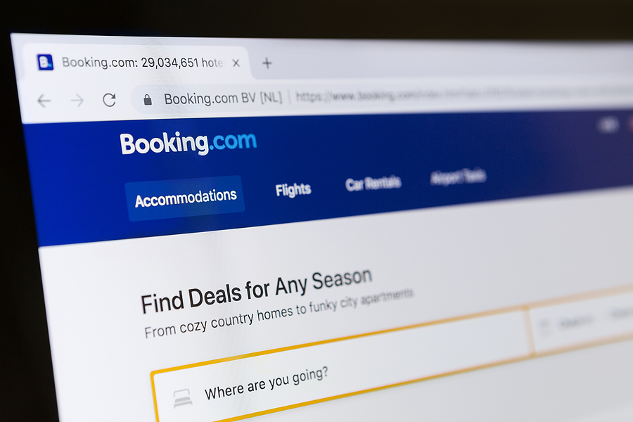 Booking.com entra nel mercato dei volibooking.com lancia la ricerca voli