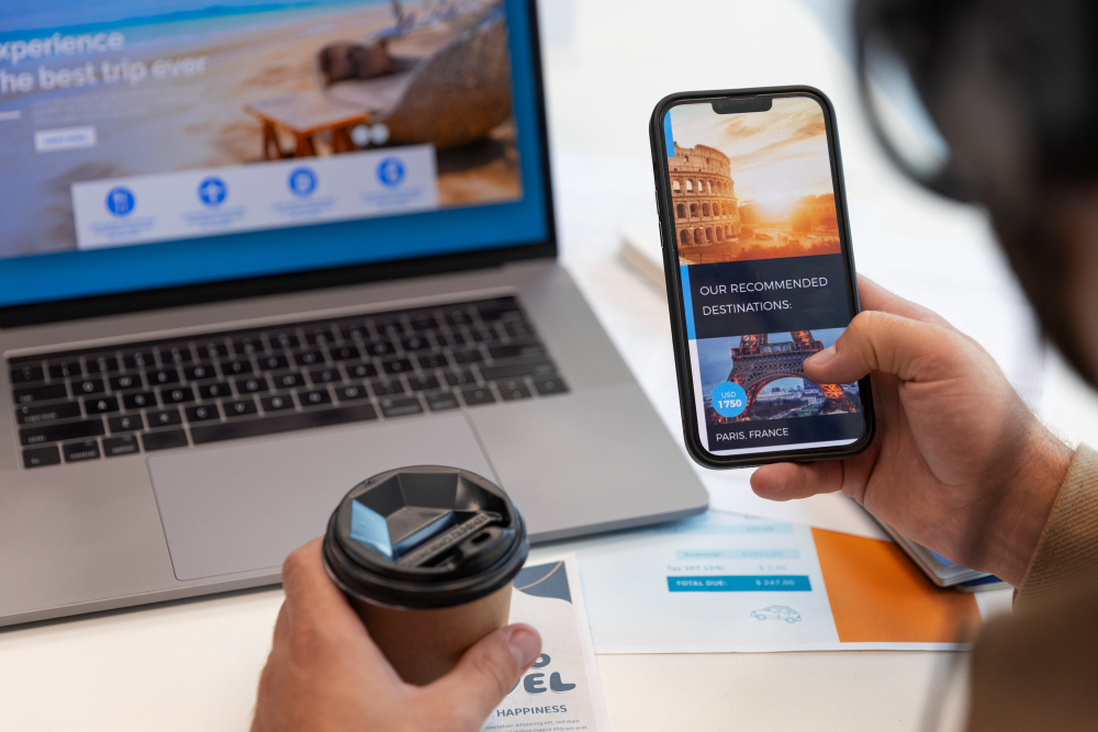 Expedia Intelligent Experience Platform AI distribuzione hotel 2026